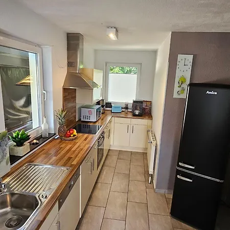 Ferienhaus Mehs3e001 *